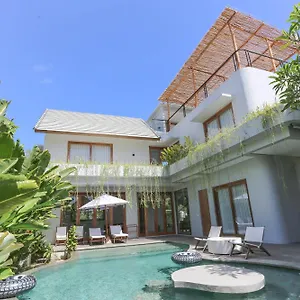  Villa Shoreline Bingin Indonesia