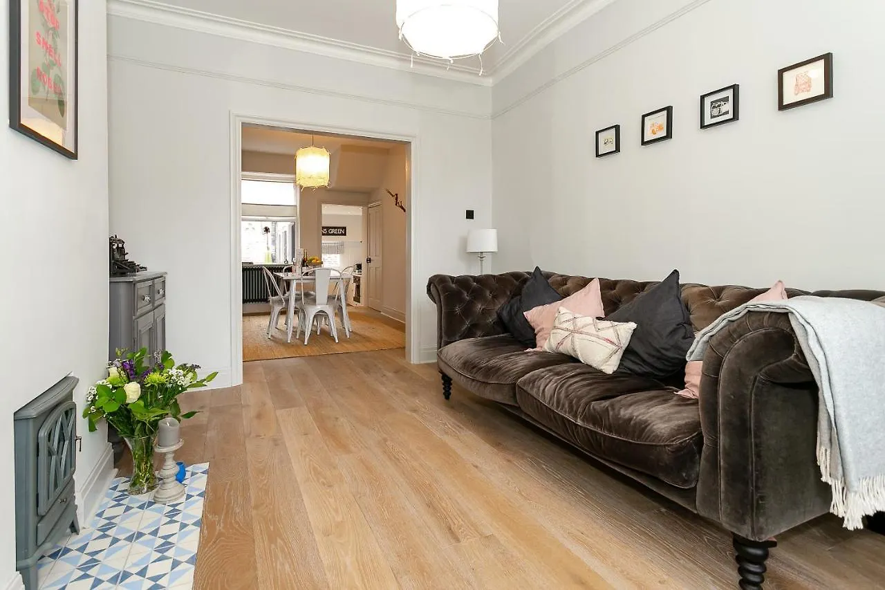Strawberry Dale Victorian Terrace Villa Harrogate 0*,